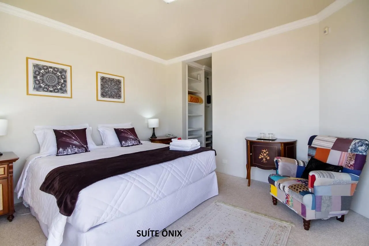 Homestay Pousada Dreams Campos do Jordao